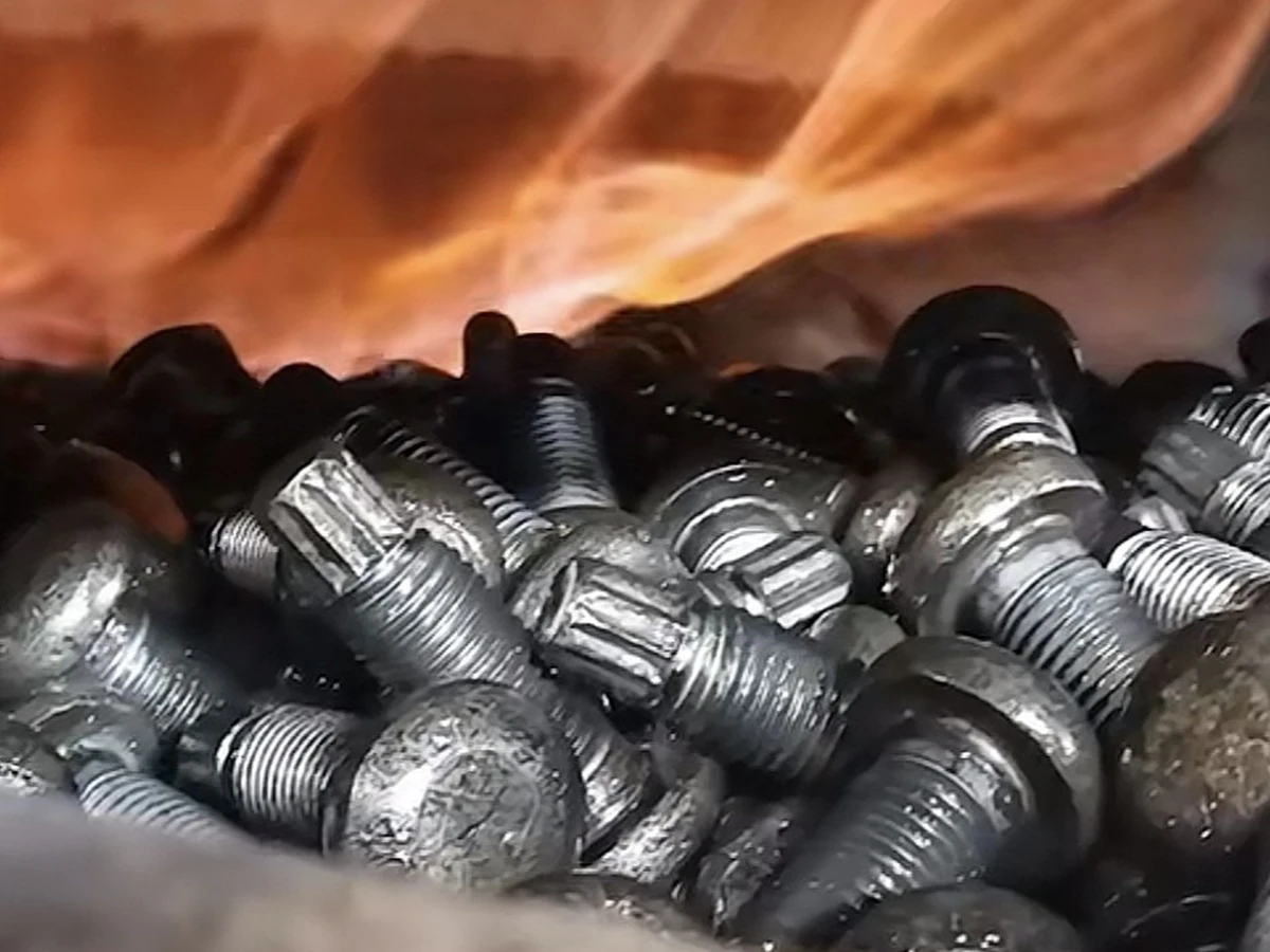 Fastener heat treatment