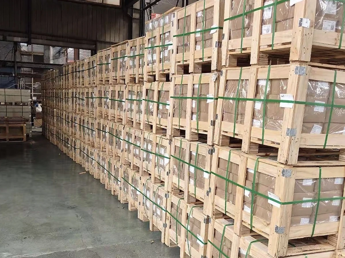 Fastener pallet packing